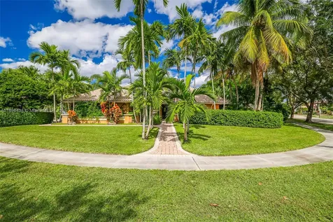 10101 SW 5th Street Plantation FL 33324