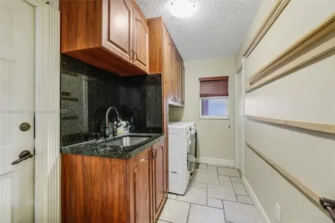 10101 SW 5th Street Plantation FL 33324