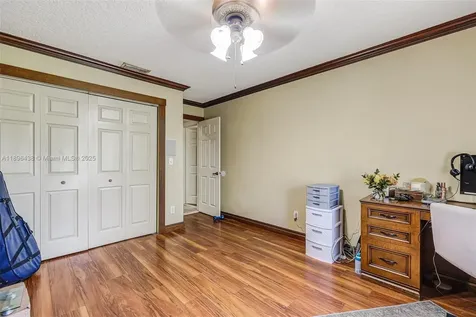 10101 SW 5th Street Plantation FL 33324