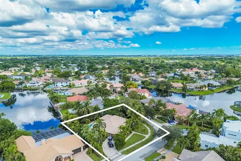 10101 SW 5th Street Plantation FL 33324