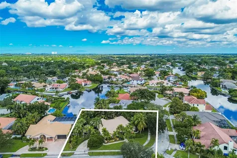 10101 SW 5th Street Plantation FL 33324