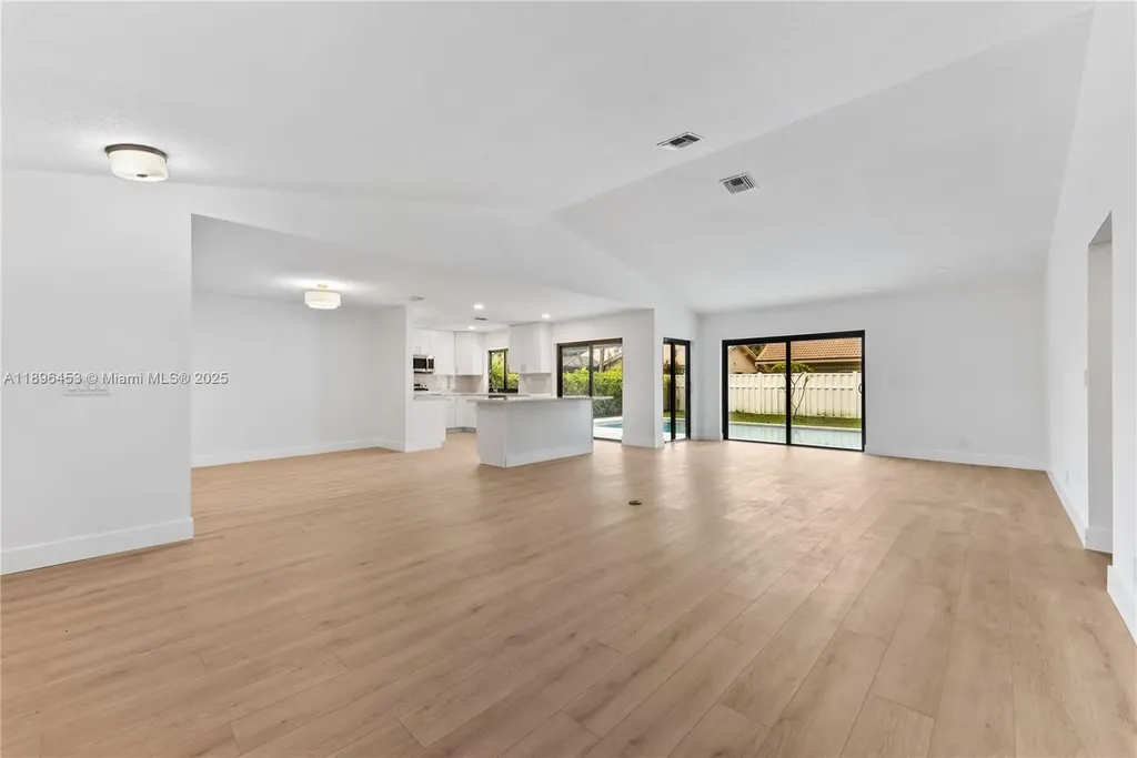 10791 NW 9th Manor Coral Springs FL 33071