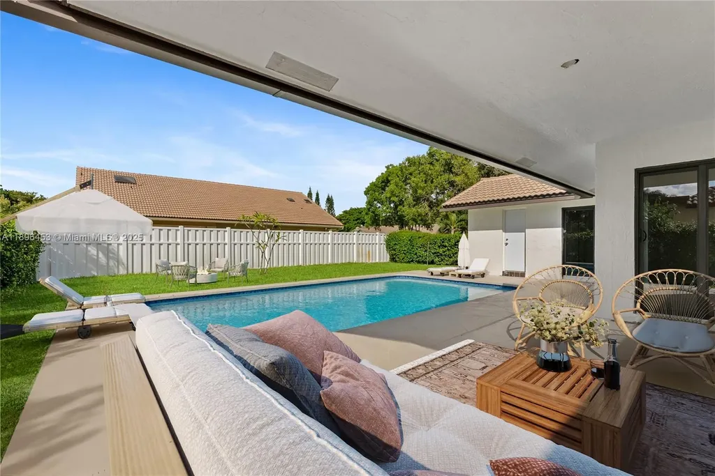 10791 NW 9th Manor Coral Springs FL 33071