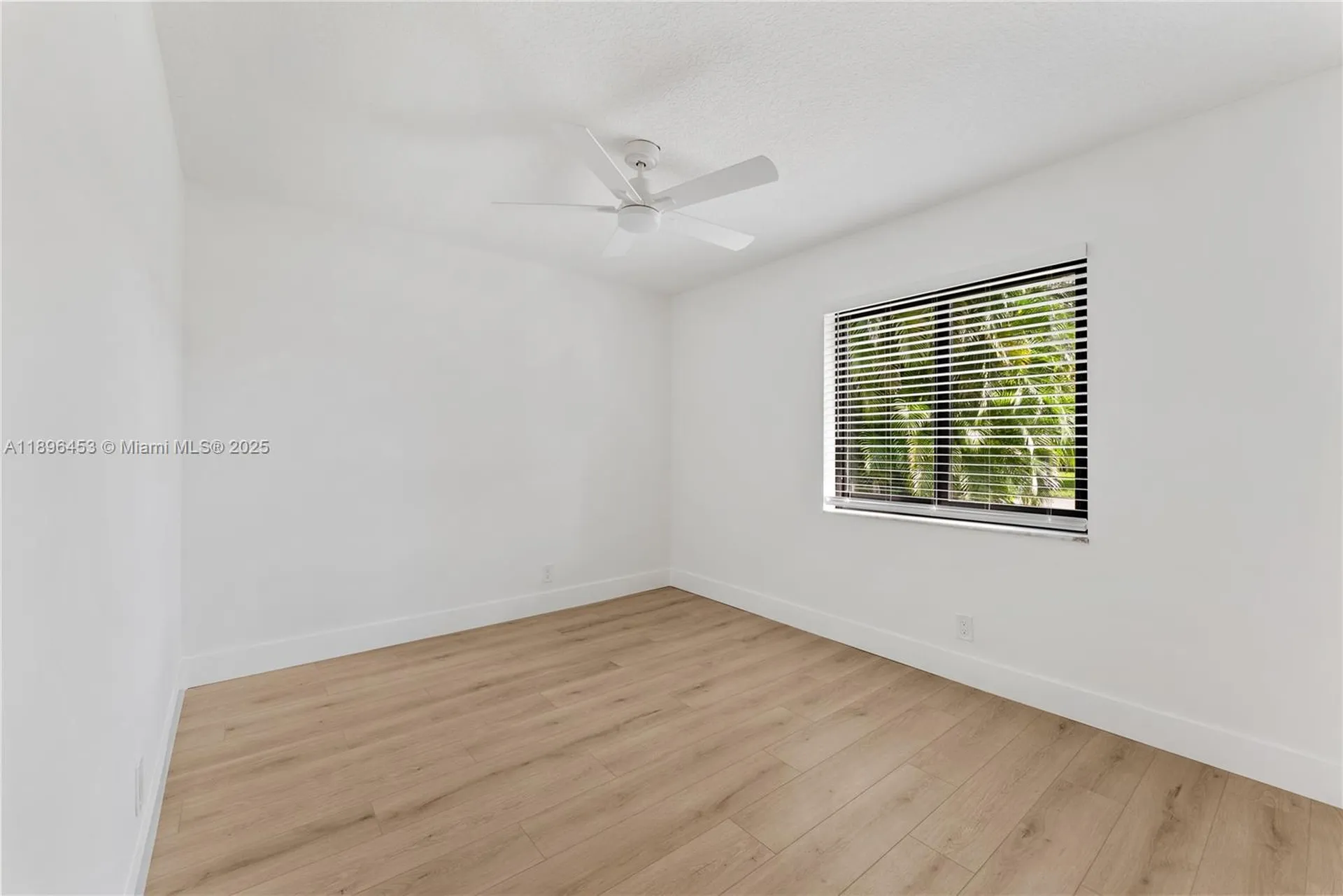 10791 NW 9th Manor Coral Springs FL 33071