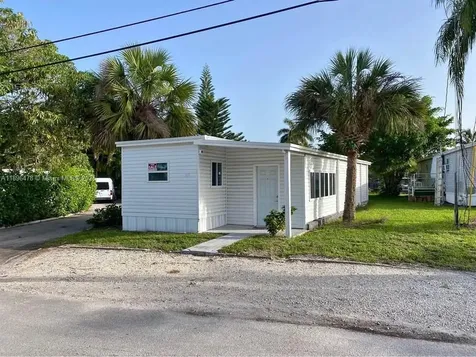 877 NE 63rd Street Fort Lauderdale FL 33334