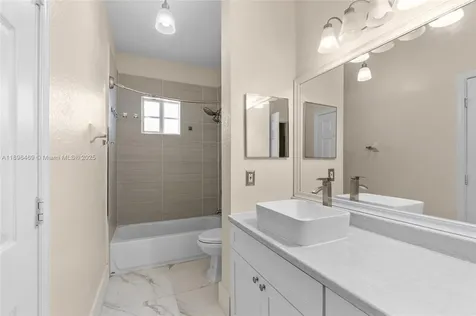6604 Catalina Lane Tamarac FL 33321