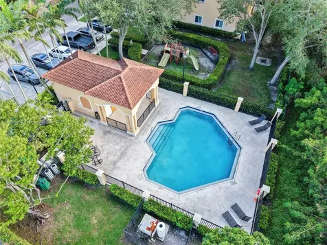 6604 Catalina Lane Tamarac FL 33321