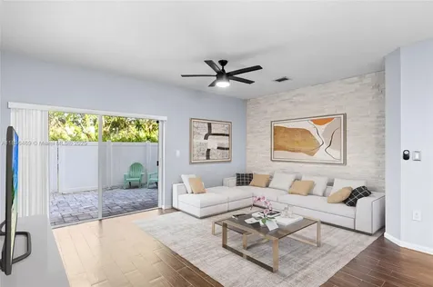 6604 Catalina Lane Tamarac FL 33321