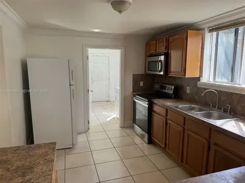 1738 SW 17th Street Miami FL 33145