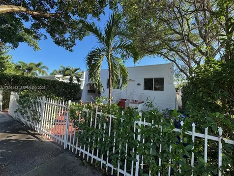 1738 SW 17th Street Miami FL 33145