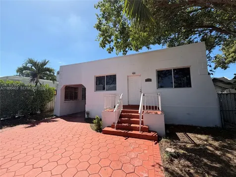 1738 SW 17th Street Miami FL 33145
