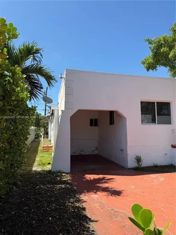 1738 SW 17th Street Miami FL 33145