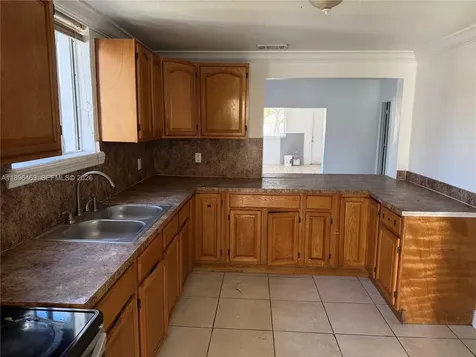 1738 SW 17th Street Miami FL 33145