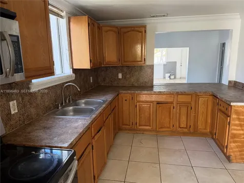 1738 SW 17th Street Miami FL 33145
