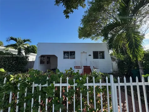 1738 SW 17th Street Miami FL 33145
