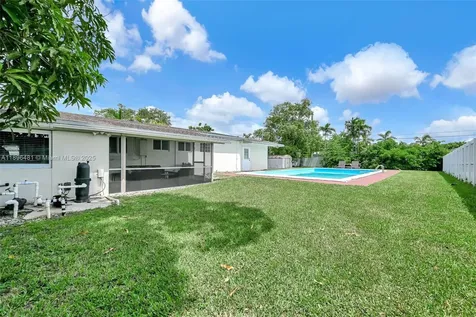 9740 Cutler Ridge Drive Cutler Bay FL 33157