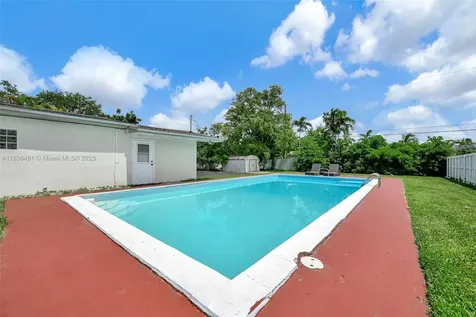9740 Cutler Ridge Drive Cutler Bay FL 33157