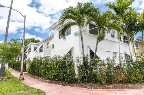 3909 Garden Avenue Miami Beach FL 33140
