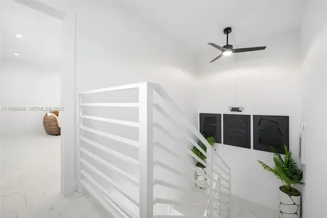 3909 Garden Avenue Miami Beach FL 33140