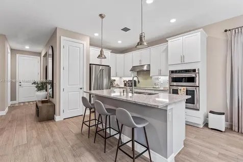 4434 Ficus Street Hollywood FL 33021
