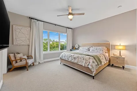 4434 Ficus Street Hollywood FL 33021