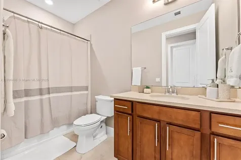 4434 Ficus Street Hollywood FL 33021