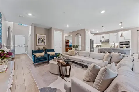 4434 Ficus Street Hollywood FL 33021