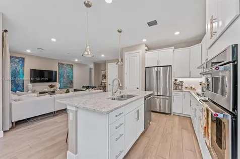 4434 Ficus Street Hollywood FL 33021