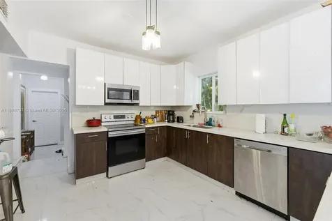 401 SW 28th Road Miami FL 33129