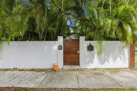 401 SW 28th Road Miami FL 33129