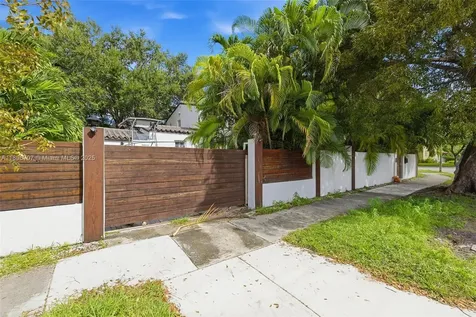 401 SW 28th Road Miami FL 33129