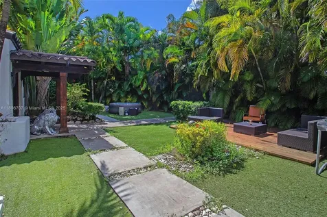 401 SW 28th Road Miami FL 33129