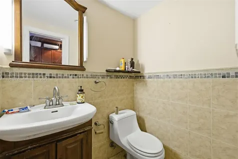 401 SW 28th Road Miami FL 33129