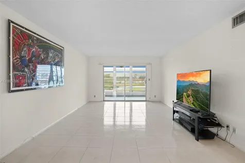 2802 Victoria Way Coconut Creek FL 33066