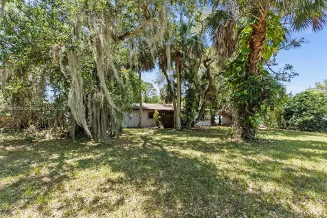 7502 Bayard Road Fort Pierce FL 34951