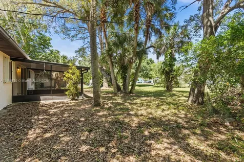 7502 Bayard Road Fort Pierce FL 34951