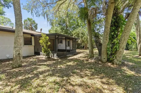 7502 Bayard Road Fort Pierce FL 34951