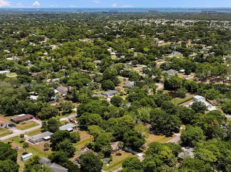 7502 Bayard Road Fort Pierce FL 34951