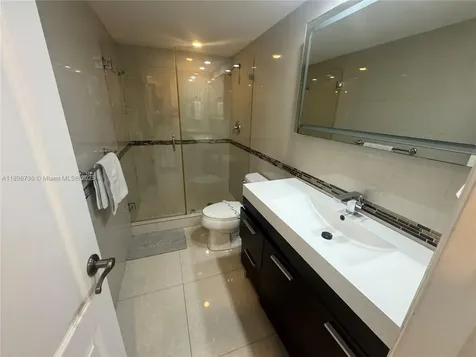 19370 Collins Avenue Sunny Isles Beach FL 33160