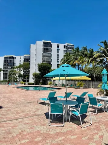 20400 W Country Club Drive Aventura FL 33180