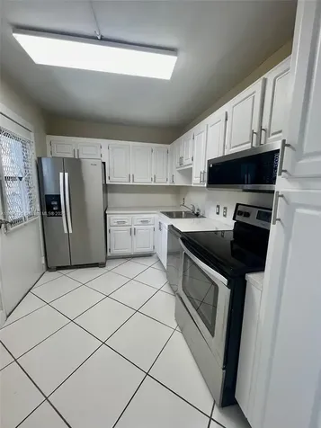 20400 W Country Club Drive Aventura FL 33180