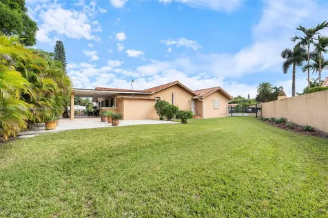 7040 SW 95th Court Miami FL 33173