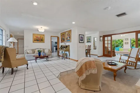 7040 SW 95th Court Miami FL 33173