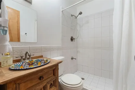 7040 SW 95th Court Miami FL 33173