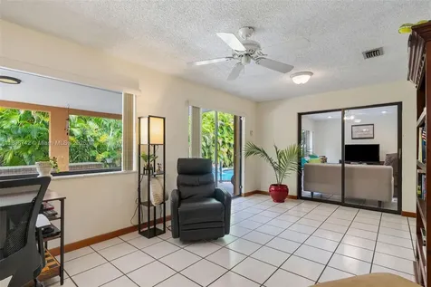 7040 SW 95th Court Miami FL 33173