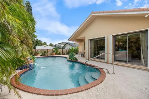 7040 SW 95th Court Miami FL 33173