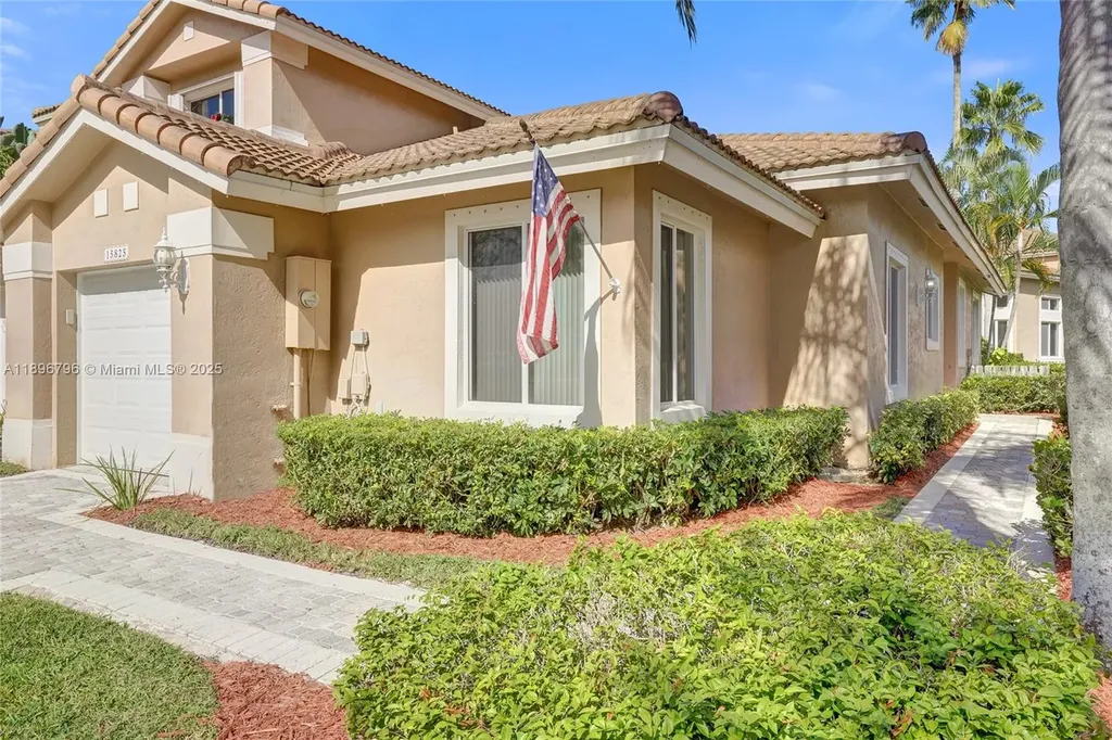 15825 SW 11th Street Pembroke Pines FL 33027