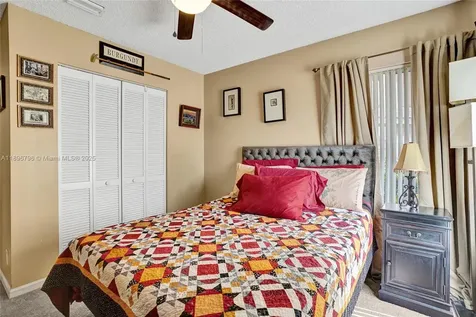 15825 SW 11th Street Pembroke Pines FL 33027