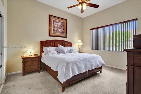 15825 SW 11th Street Pembroke Pines FL 33027