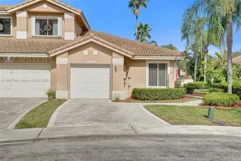 15825 SW 11th Street Pembroke Pines FL 33027